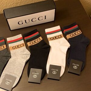 Unisex Gucci Women's Casual Socks in Gray, White, Black, and Tan